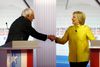 De to demokratiske præsidentkandidater Hillary Clinton og Bernie Sanders under en tidligere duel på tv.