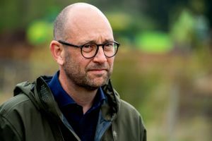 Fødevareminister Rasmus Prehn vil løse det problem, at landmænd kan få ekstra tilskud, hvis deres bedrift splittes op i flere cvr-numre. Det har været kendt i 16 år. Hvorfor sker der først noget nu?