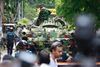 Ifølge terror-forsker Magnus Ranstorp vil det ikke være sidste gang, at Bangladesh bliver ramt af terror. Foto: AP