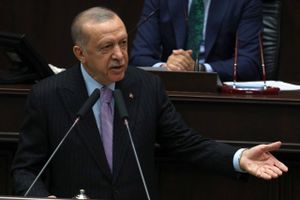 Tyrkiet pålægges at betale erstatning til 427 dommere og anklagere, der blev fængslet efter kup i 2016.