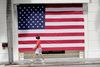 USA sætter for tredje dag i streg en trist verdensrekord med flest smittetilfælde på 24 timer. Foto: AP/Lynne Sladky
