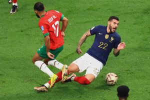 Marokko mener, at dommeren overså to tydelige straffespark i semifinalen mod Frankrig onsdag. 