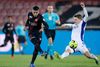 FC Midtjyllands Evander Ferreira og FCKs Jens Stage. Foto: Jens Dresling