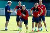 Wayne Rooney er den eneste i truppen, som har været med i en straffesparkskonkurrence for England. Foto: Kirsty Wigglesworth/AP
