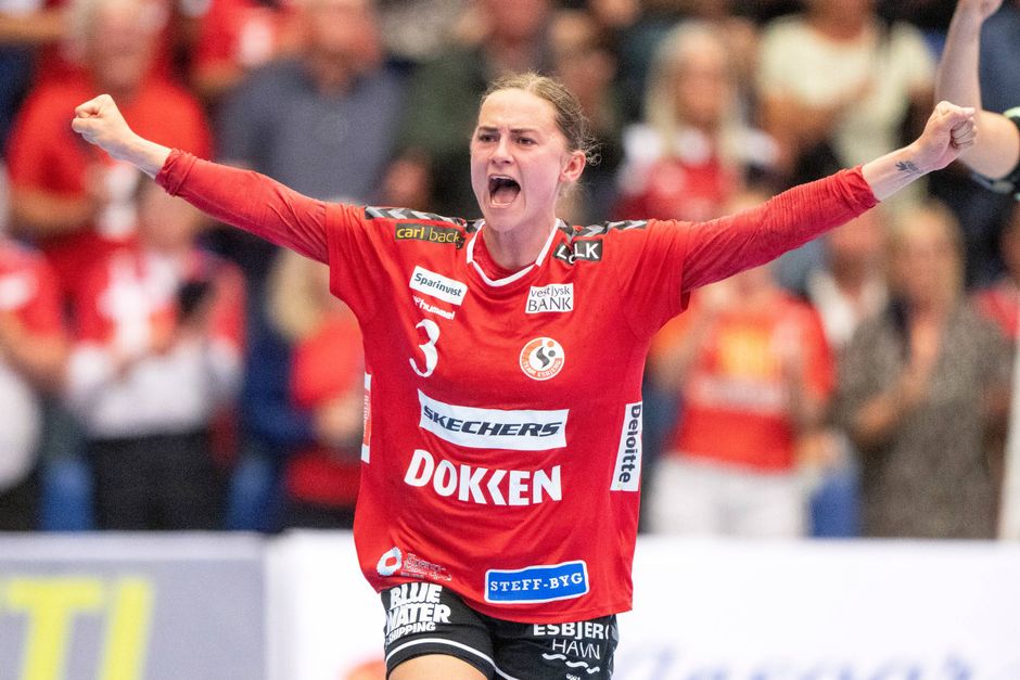 Team Esbjerg smadrede Odense Håndbold med 34-21 og kan for første gang siden 2020 kalde sig dansk mester.