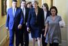 Stanislav Jezjov (nummer to fra venstre) har sammen med den ukrainske premierminister Volodymyr Grojsman (t.v.) deltaget i møder med bl.a. den britiske premierminister Theresa May.
