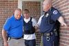 Dylann Storm Roof blev anholdt få timer efter massakren på ni personer i en berømt sort kirke i Charleston, South Carolina. Den 21-årige har indrømmet, at han ville udløse en racekrig. Foto: Chuck Burton/AP