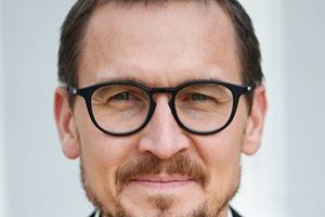 47-årige Eddie Dydensborg, der kommer fra Odense Kommune, bliver ny økonomidirektør i Aarhus Kommune.