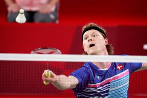 Verdens nummer syv, Chou Tien-Chen, fik ikke et ben til jorden mod en velspillende Anders Antonsen.