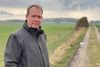 Dan Enkelund er formand for Foreningen mod vindmøller ved Vosnæs og bor selv knap en kilometer fra det område, hvor Aarhus Kommune vil opsætte 150 meter høje vindmøller. Foto: Louise Nyvang Burmeister