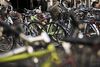 Hvis man køber bil eller cykel på nettet, kan man bruge politiets app til at tjekke stel- eller registreringsnummer for at se om bilen eller cyklen er meldt stjålet.