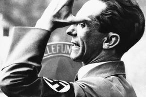 Potsdams bystyre fik sig en overraskelse, da de fandt ud af, at nazisten Joseph Goebbels stadig er æresborger.