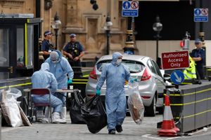Tirsdag forsøgte en mand ifølge britisk politi at begå et terrorangreb mod parlamentet i London. Igen.