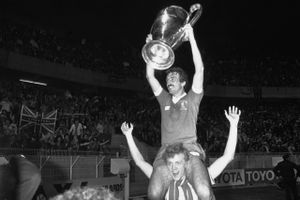 Alan Kennedy afgjorde en europæisk slutkamp for Liverpool mod Real Madrid i 1981. Nogle år senere forsøgte han at få en kontrakt i dansk fodbold.