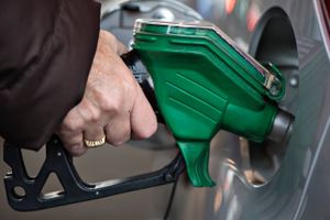Prisfaldet på benzin har i USA været så stort, at det svarer til en skattelettelse på næsten 800 mia. kr., viser nyanalyse fra Nordea.