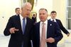 Kirill Dmitriev (tv) med Trumps nære rådgiver, Steve Witkoff – deres tætte bånd er blevet en russisk succes. Foto: Sputnik/Vyacheslav Prokofyev/Pool via REUTERS