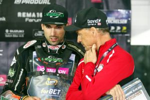 Speedway-landstræner Hans Nielsen mener, at man godt kunne have skelet til, at to russiske speedway-kørere opholder sig mest i Polen, før de blev udelukket fra VM-serien.