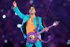Musikeren Prince døde den 21. april 2016 i en alder af 57 år. Nu udkommer der nye sange med popstjernen. Foto: Chris O'Meara/AP