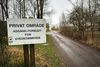 Ejeren af dette skilt nægter at tage det ned, selvom både kommune og klagenævn kræver det. Nu vil han indbringe sagen for domstolene. Foto: Danni Paulsen