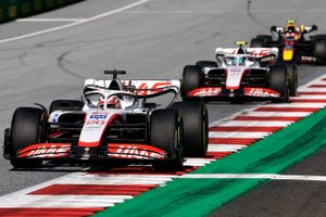 Kevin Magnussen sætter to point på kontoen efter lørdagens sprintløb i Østrig, hvor han sluttede som syver.