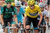 Jakob Fuglsang (i turkis red.) er i storform. Tidligere i juni vandt han etapeløbet Critérium du Dauphiné - præcis som Chris Froome (i gult red.) har gjort det i 2013, 2015 og 2016. Foto: Norde Ernst Van