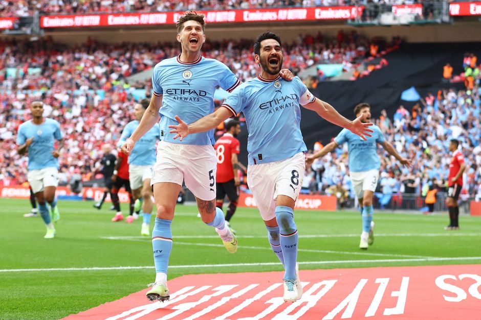 Manchester City kom rekordhurtigt på sejrskurs, da lokalrivalerne fra Manchester United blev besejret i FA Cup-finalen på Wembley.