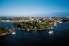 Det er tilsyneladende et russisk undervandsfartøj i nød, der befinder sig i Stockholms skærgård.