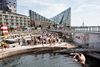 Havnebadet ligger ved Bassin 7 på Aarhus Ø og er ofte fyldt af badeglæde gæster, når vejret er godt. Arkivfoto: Mathilde Bech