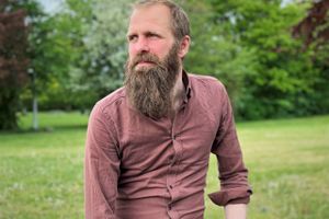 Læs samtalen mellem Espen Strunk og Mads Geertsen her. 