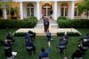 - Med udbruddet af Covid-19-pandemien har vi dybe bekymringer for, om Amerikas generøsitet er blevet brugt bedst muligt, siger Trump. Foto: Leah Millis/Reuters IMAGES OF THE DAY