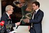 Et »stormombrust ministerium« kaldte Holger K Nielsen (SF) Skatteministeriet, da han overdrog posten til sin efterfølger, Jonas Dahl. Med posten fulgte en gave: Et net til at fange skatteål i. Foto : Mik Eskestad
