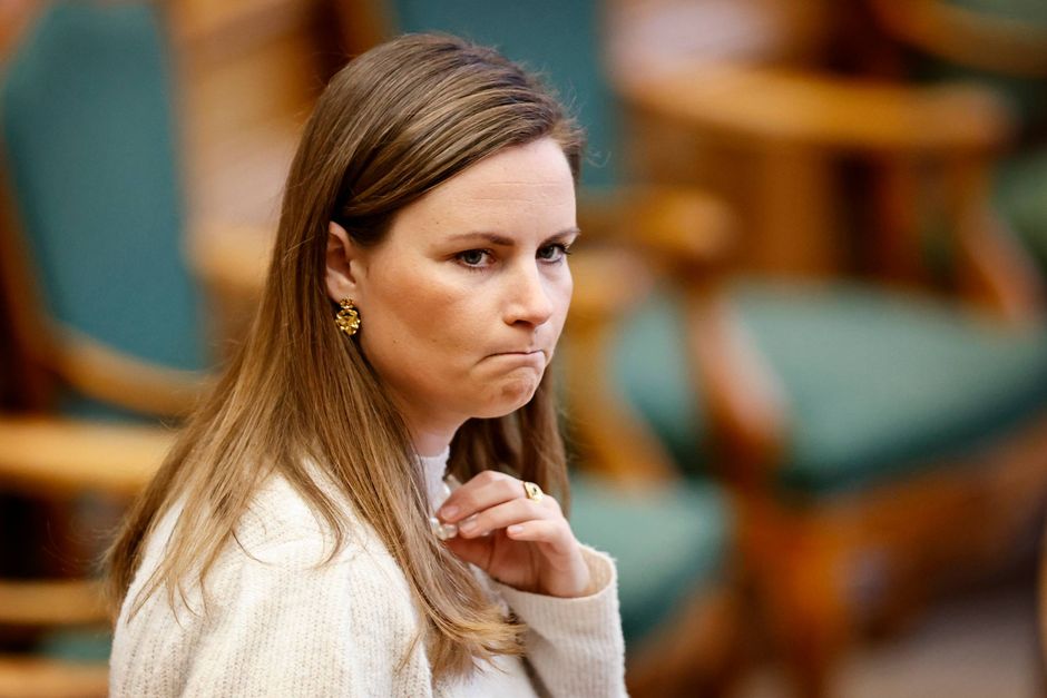 95 nye navne er tilføjet til Kraks Blå Bog, der udkommer torsdag. Der optræder flere politikere end normalt.