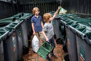 Selv om kommuner tidligere har fået udskudt tidsfrist, når 36 ikke i mål med udvidet sortering af affald.