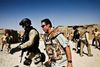 Anders Fogh Rasmussen måtte i 2011 flygte ud af Libyen for at redde liv og Nato-jet. På billedet er han dog på besøg hos den danske mission i Afghanistan i 2008. I dag erkender han, at det internationale samfund har svigtet efter de militære aktioner. Arkivfoto: Carsten Snejbjerg/Polfoto