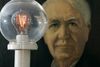Det var thomas Alva Edison, der for alvor satte udviklingen af elektrisk lys i gang.