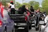 Pandemien har ramt Washingtons fattige sorte befolkning hårdt. Her deler aktivister fra organisationen Black Lives Matter masker ud under en protest i sidste måned. Foto: Jonathan Ernst/Reuters