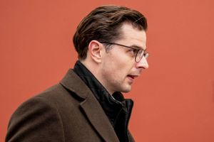 Enhedslisten og Alternativet vil have undersøgt om Alex Vanopslaghs boligsag skal meldes til politiet.