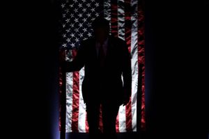 På trods af hans systematiske og vedvarende løgne er der stadig 60 pct. af amerikanerne, der gerne så Donald Trump stille op som amerikanske præsident, selv hvis han skulle blive sigtet for en forbrydelse. Bl.a det viser, at det amerikanske demokrati er i en værre forfatning, end de fleste danskere forestiller sig, mener Mirco Reimier-Elster. Arkivfoto: Andrew Kelly