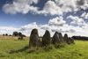 Ved Lejre Ådal ligger resterne af de kolossale skibssætninger, hvor nogle af fortidens konger og stormænd ligger begravet. Foto: Ole Malling /Nationalpark Skjoldungernes Land