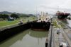 Panama-kanalen, der torsdag kunne fejre 100-års fødselsdag, kan snart blive den lille. Der er nemlig planer om at bygge en ny kæmpekanal gennem Nicaragua, blot 700 km længere mod nord. Foto: Arnulfo Franco/AP