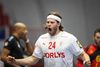 Stjernen over dem alle, Mikkel Hansen, hyggede sig gevaldigt i premieren, og han nød åbenlyst at spille ved siden af Mathias Gidsel og slutrundedebutanten Simon Pytlick. Foto: Andreas Hillergren/TT News Agency/AFP