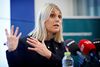 Forsvarsminister Trine Bramsen kaldte det i sidste uge på et samråd i Folketingets forsvarsudvalg dybt kritisabelt, at der er udbetalt bonus til to nu fritstillede direktører i skandalesagen. Arkivfoto