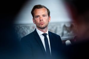 Trods kritik fastholder justitsminister Peter Hummelgaard (S), at lovindgreb for at for forhindre koranafbrændinger er »tindrende klart«. I et interview med Jyllands-Posten forholder han sig nu til en række eksempler på lovens omfang.