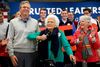 90-årige Barbara Bush er taget til New Hampshire for at føre valgkamp for sin søn, Jeb Bush, der kæmper med en kuldsejlet kampagne.