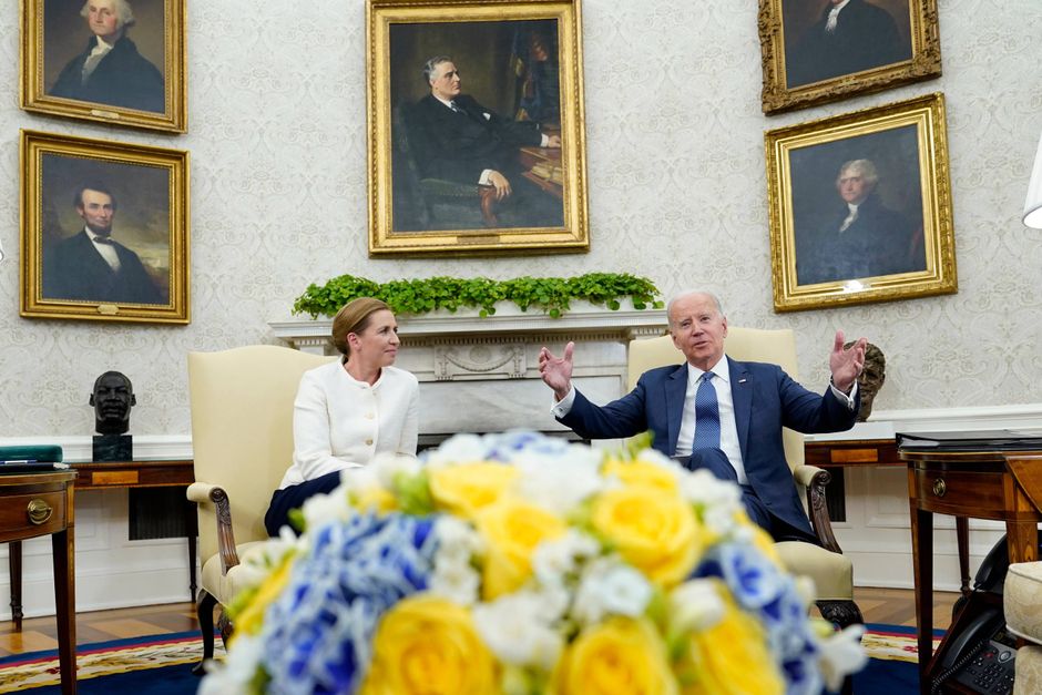 Statsminister Mette Frederiksen mødtes mandag aften dansk tid med USA’s præsident, Joe Biden, i Det Hvide Hus. Imens gik rygtebørsen om hendes mulige Nato-post op i gear. 