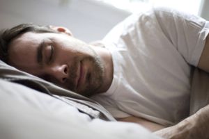 Under syv timers søvn kan være skadeligt for helbredet, mener ekspert. Foto: Colourbox