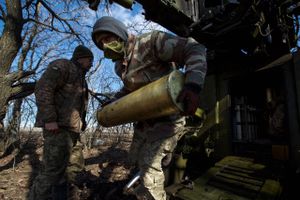 Formodninger om, at Ukraines hær er ved at opgive østukrainsk by, bliver afvist af præsidentkontoret i Kyiv.