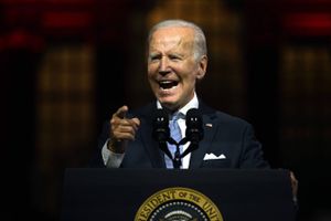 USA's præsident, Joe Biden, åbnede med en voldsom tale i Philadelphia ballet for det afgørende midtvejsvalg til november.