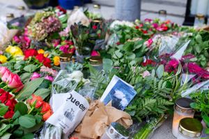 Tirsdag er det barn, som en 37-årige dræbt kvinde i Holbæk havde i maven, afgået ved døden.
