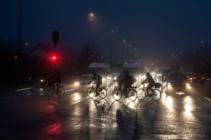 Biltrafikken vokser, og vejene kan ikke længere følge med, hedder det i et nyt notat, der tegner et dystert billede af trafikken i Aarhus. Manglen på effektiv kollektiv trafik giver alvorlige problemer i myldretiden. 